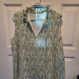 Max Studio Vibrant Sleeveless Blouse